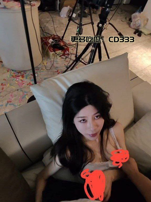 抖音网红山城小艾王玲琳私密视频泄露 - 图片3