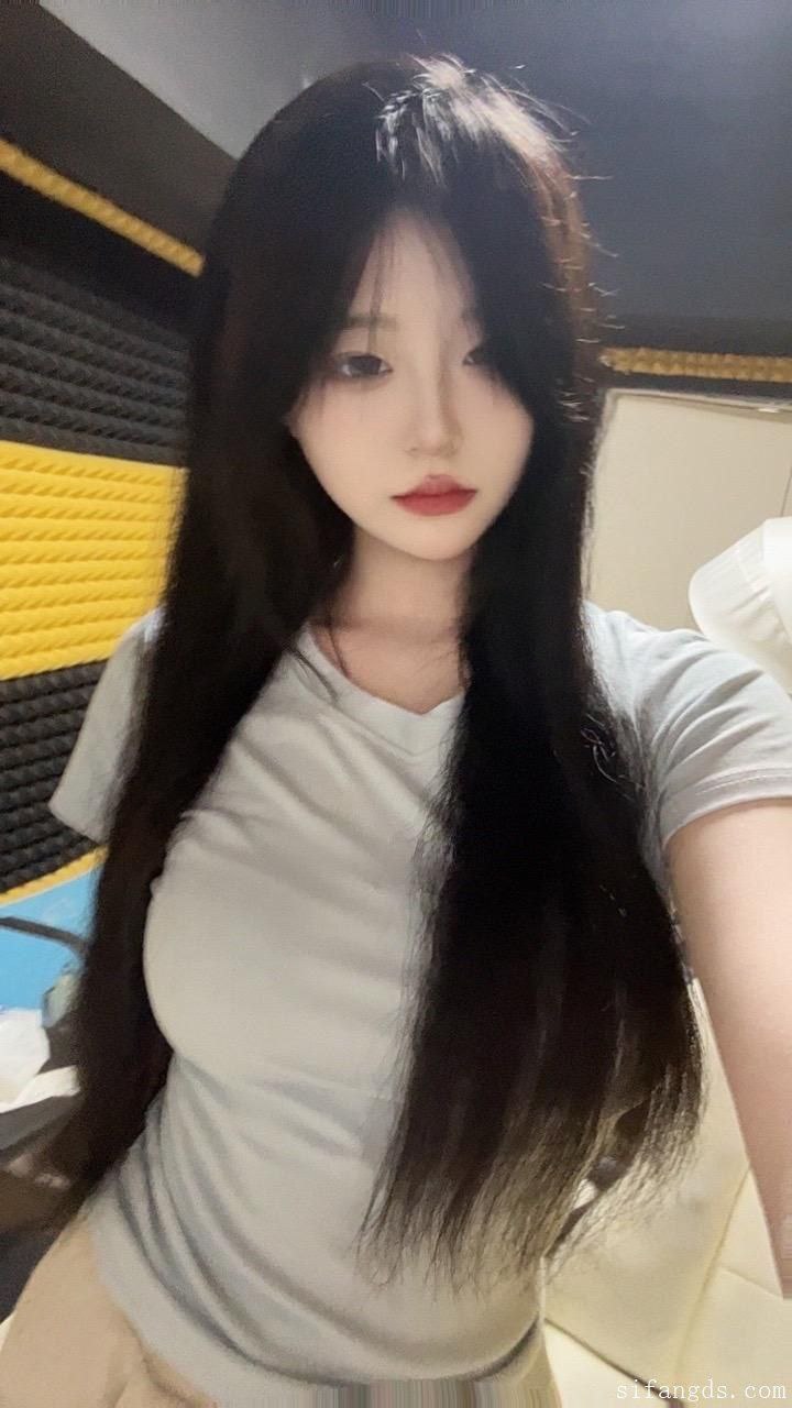 内蒙古民族大学艺术生王艺璇欠债被爆不雅视频 - 图片3